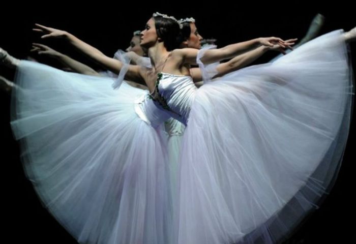 Ballet-Nacional-Letonia-llega-Espana_TINIMA20130112_0093_3